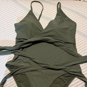 Aerie one piece wrap swimwear xl long